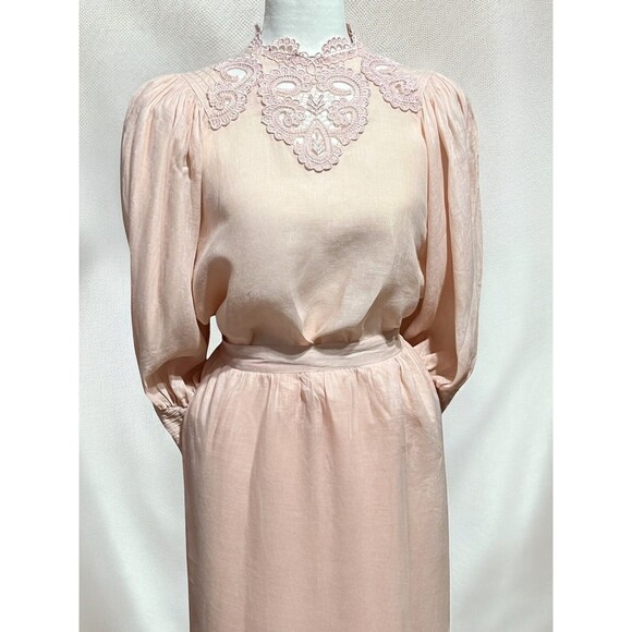 VTG 80's Capriccio by Digna Pink 100% Linen Blouse Skirt Set Victorian Lace Sz 6 - Picture 3 of 16